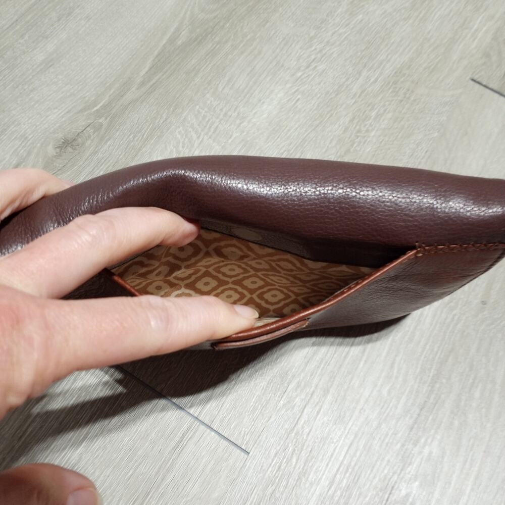 Brighton Brown Leather Flap Over Clutch Wallet Can Be Crossbody But No Strap Inc - Picture 4 of 10